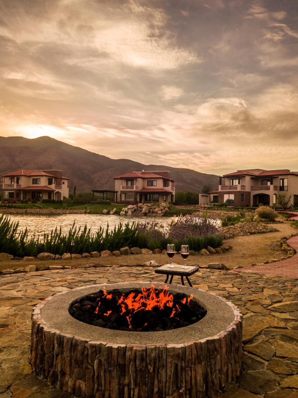 El Cielo Resort บาเย เด กัวลาลูเป ภายนอก รูปภาพ